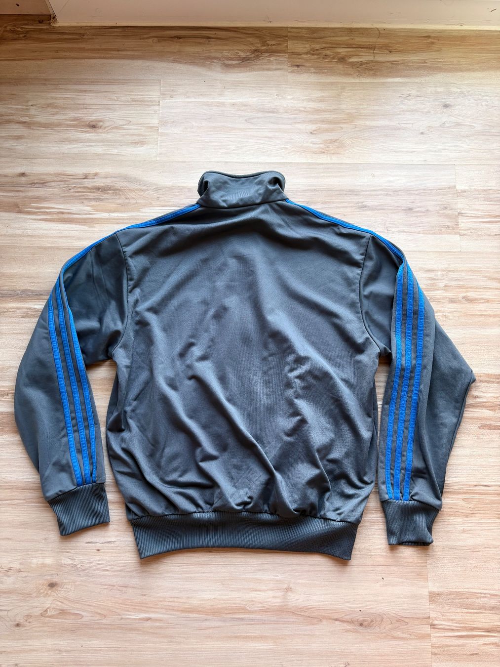 Adidas Giacche: Adidas Trackjacke – Usato da Wigoltingen venduto da _vntg_ 3