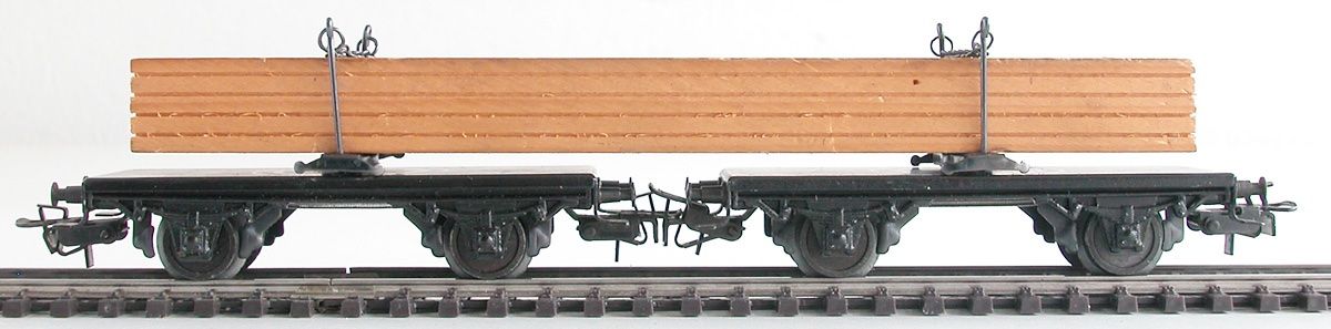 Märklin Modellini di ferrovie: Märklin Langholzwagen Spur H0 – Usato da Oberwil BL venduto da Klang 1