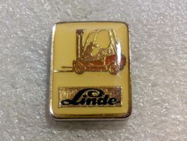 Ansteckpin 228: Linde