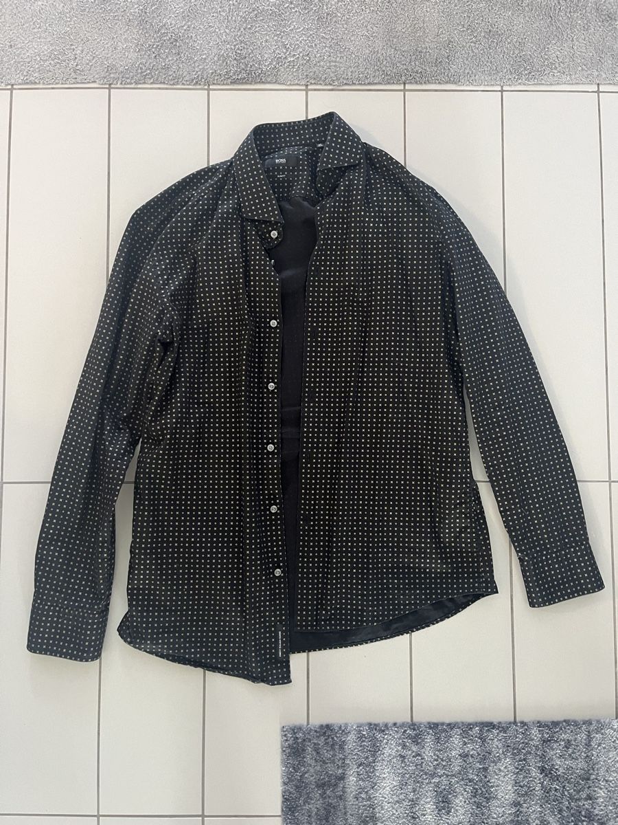 Hugo Boss Camicie: Hemd Hugo Boss – Usato da Zürich venduto da Ellatoto