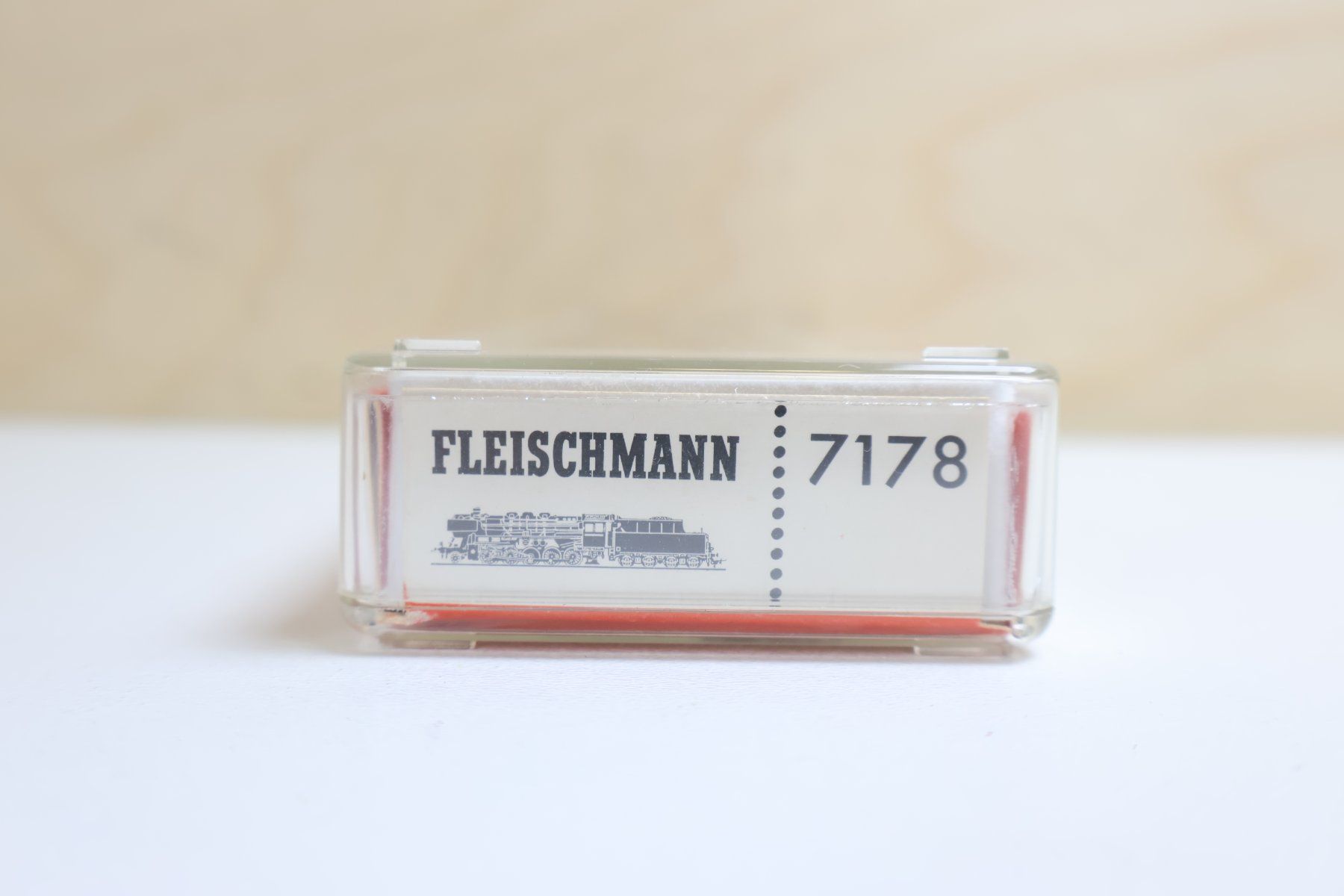 Fleischmann Modellini di ferrovie: Fleischmann ÖBB grosse Dampflok 7178 - Spur N – Usato da Winterthur venduto da Monstera 9