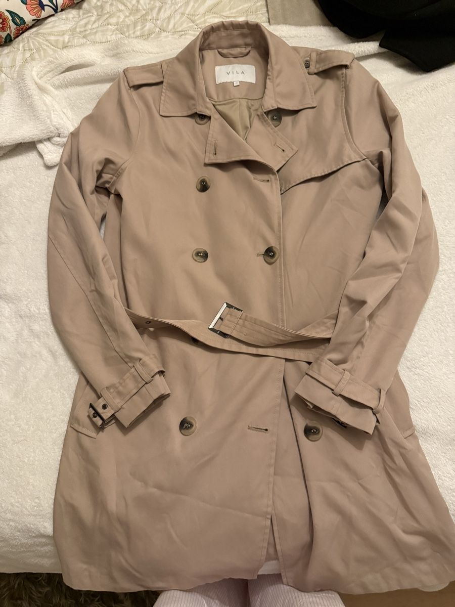 Vila Cappotti: Vila Trenchcoat, beige – Nuovo (secondo la descrizione) da St. Moritz venduto da ari_9fcv