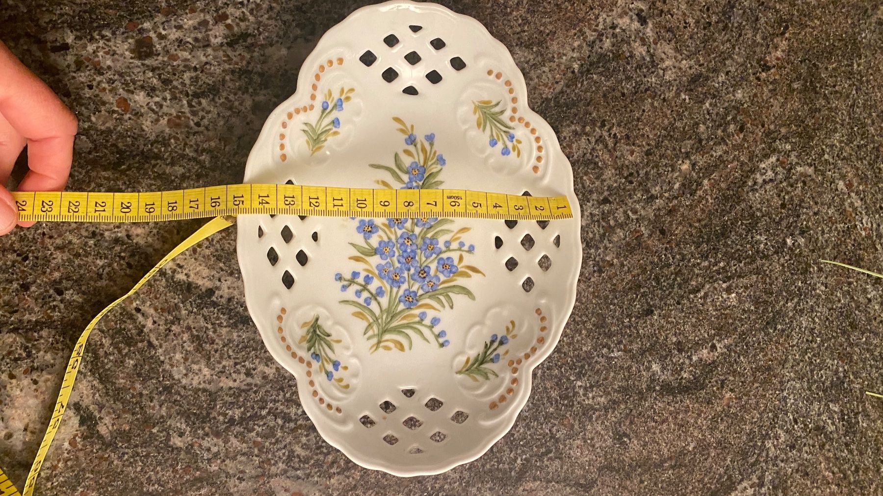 Servierplatten: Porzellan Schale – Gebraucht aus luzern von bar_5gtr 1