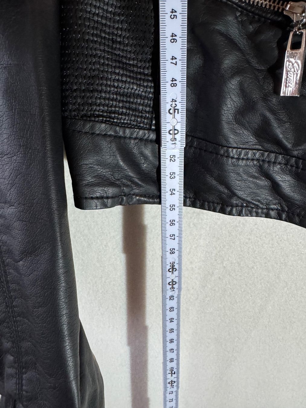 Guess Giacche: schwarze Kunstlederjacke von Guess Gr. L – Nuovo (secondo la descrizione) da Grosswangen venduto da second_hand_dress 6