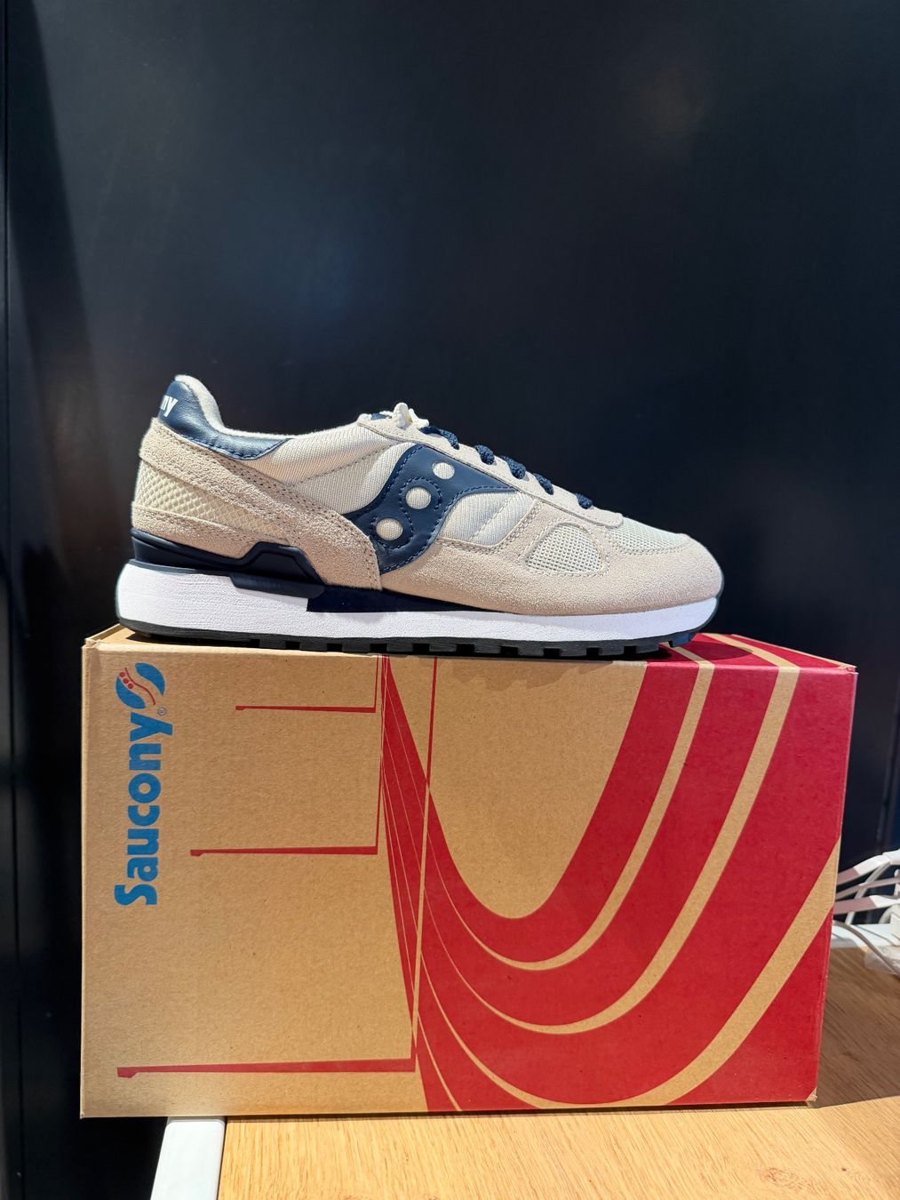 Saucony Herrenschuhe: SAUCONY SHADOW ORGIN GRÖSSE 44.5  INNENSOHLE 28.5 CM – Neu und originalverpackt aus Zürich von LIQUIDATOR.CP