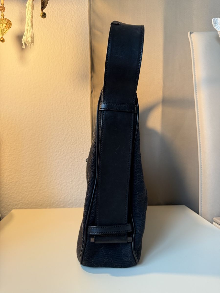 Gucci Borse da donna: Elegant Authentic Gucci Shoulder Bag - Great Condition! – Usato da Ittigen venduto da dyo_x8vw 3