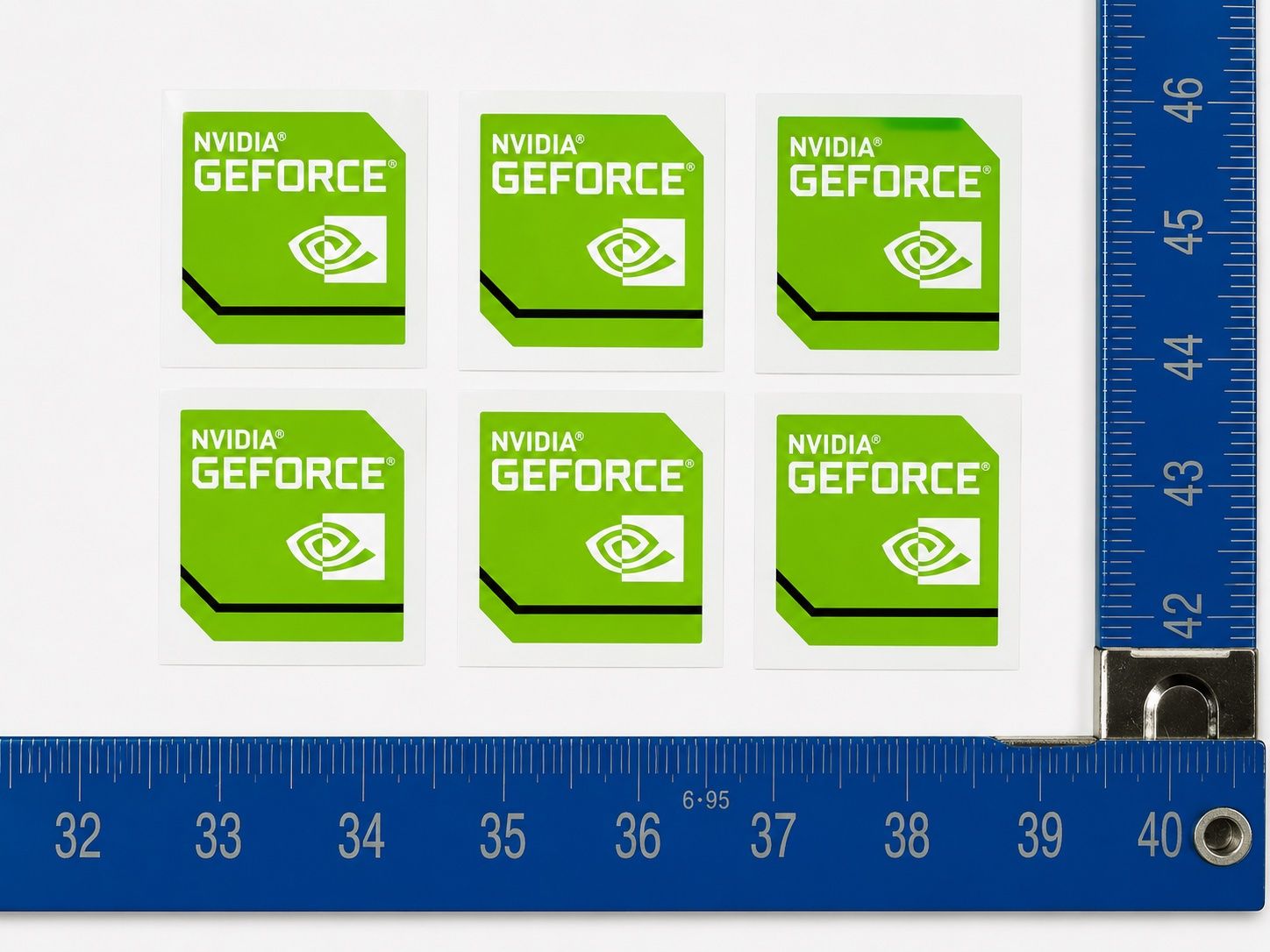 PC: NVIDIA GeForce AUFKLEBER ¦ STICKER – Nuovo (secondo la descrizione) da Thalwil venduto da blackcircle