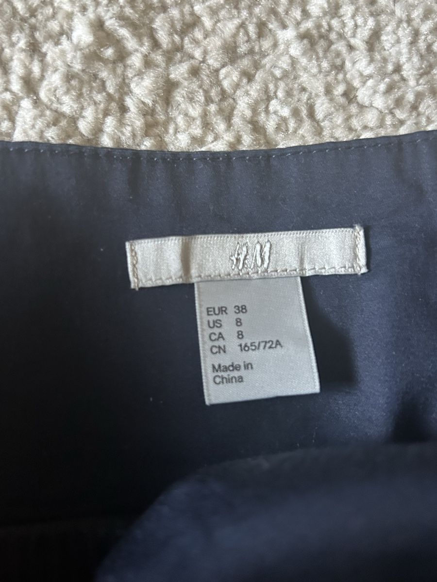 H&M Röcke: Navy blue H&M skirt – Neu (gemäss Beschreibung) aus Zürich von ori_9dcy 2