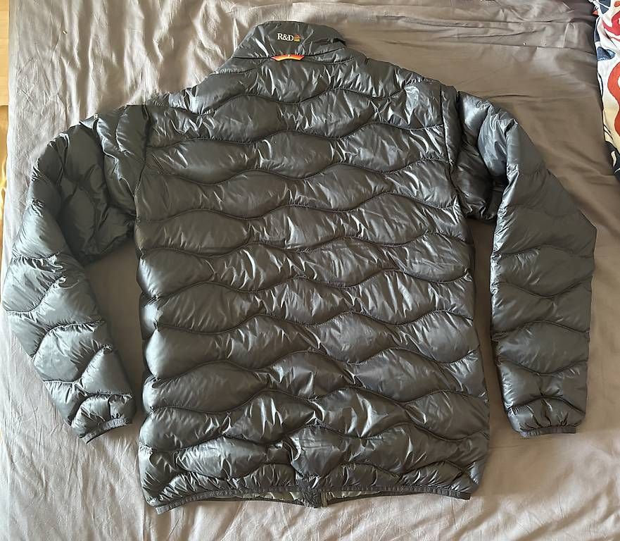Peak Performance Jacken: Peak Performance Helium Daunenjacke Herren – Gebraucht aus Erlenbach ZH von xav_87dr 2