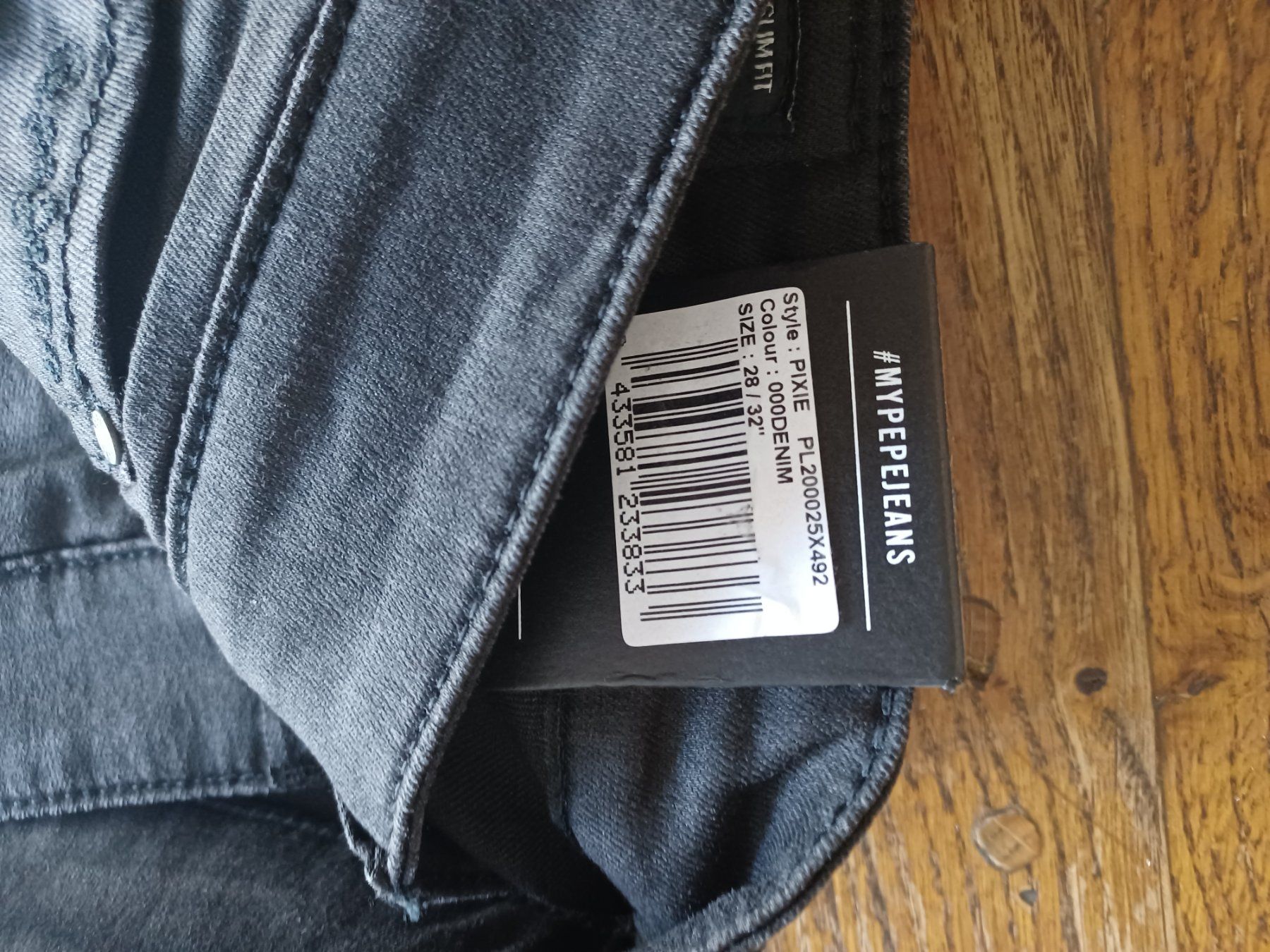 Pepe Jeans Jeans: Jeans neuf Pepe jeans, Pixie 28/32 – Nuovo e nell'imballaggio originale da Servion venduto da josephine22 2