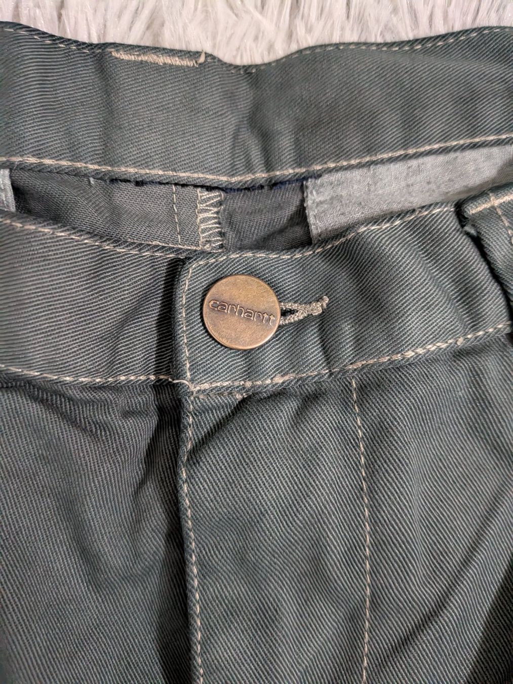 Carhartt Pantaloni: Carhartt Shorts Gr. 30 – Usato da Illnau venduto da mbseller4ric 2