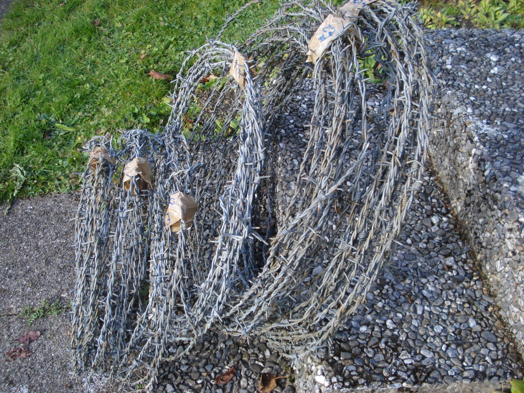 Recinzioni: CH-Armee-Stacheldraht, min. 90m – Usato da Unteriberg venduto da gamswild 4