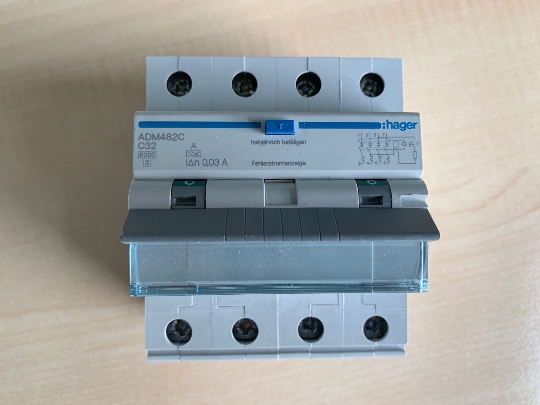 Hager Schalter: FI/LS RCD Schalter Hager 4P C32 30mA A – Neu (gemäss Beschreibung) aus Maienfeld von