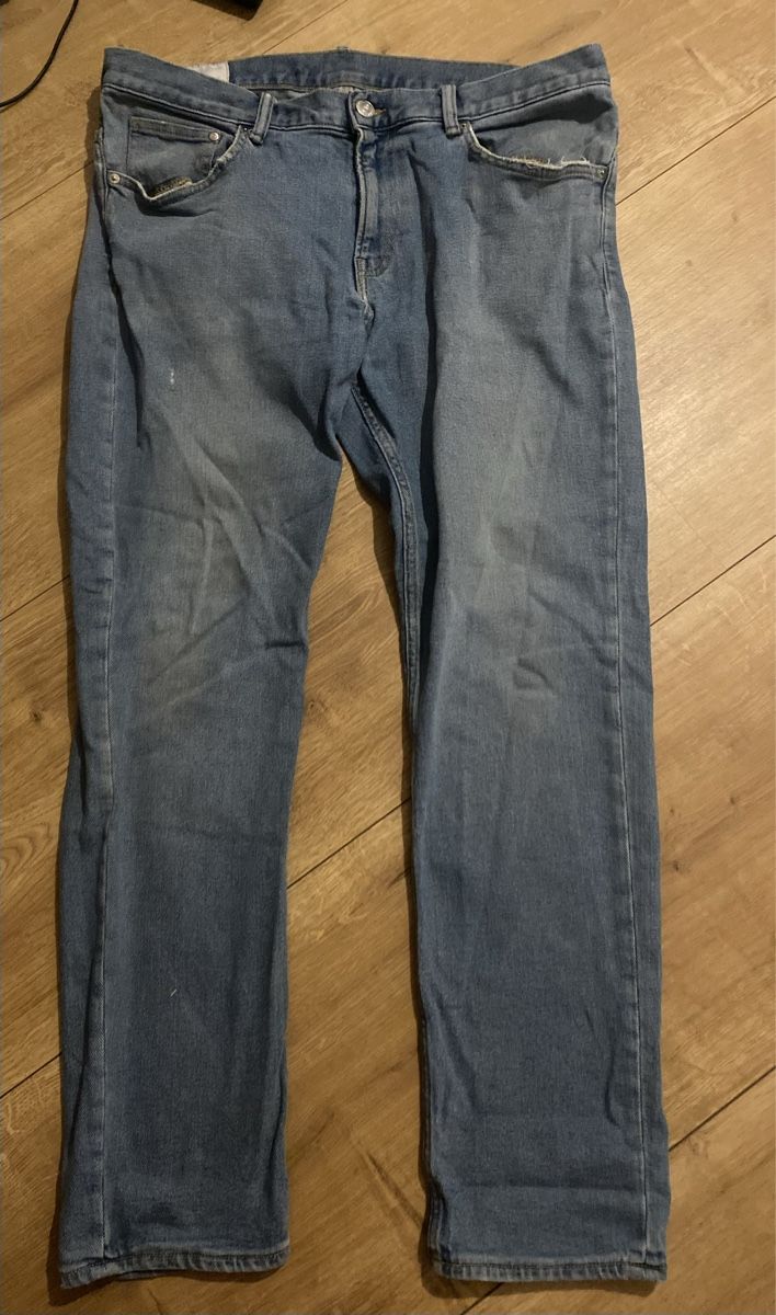 H&M Jeans: H&M Jeans Grösse 36/32 – Usato da Wigoltingen venduto da luu23
