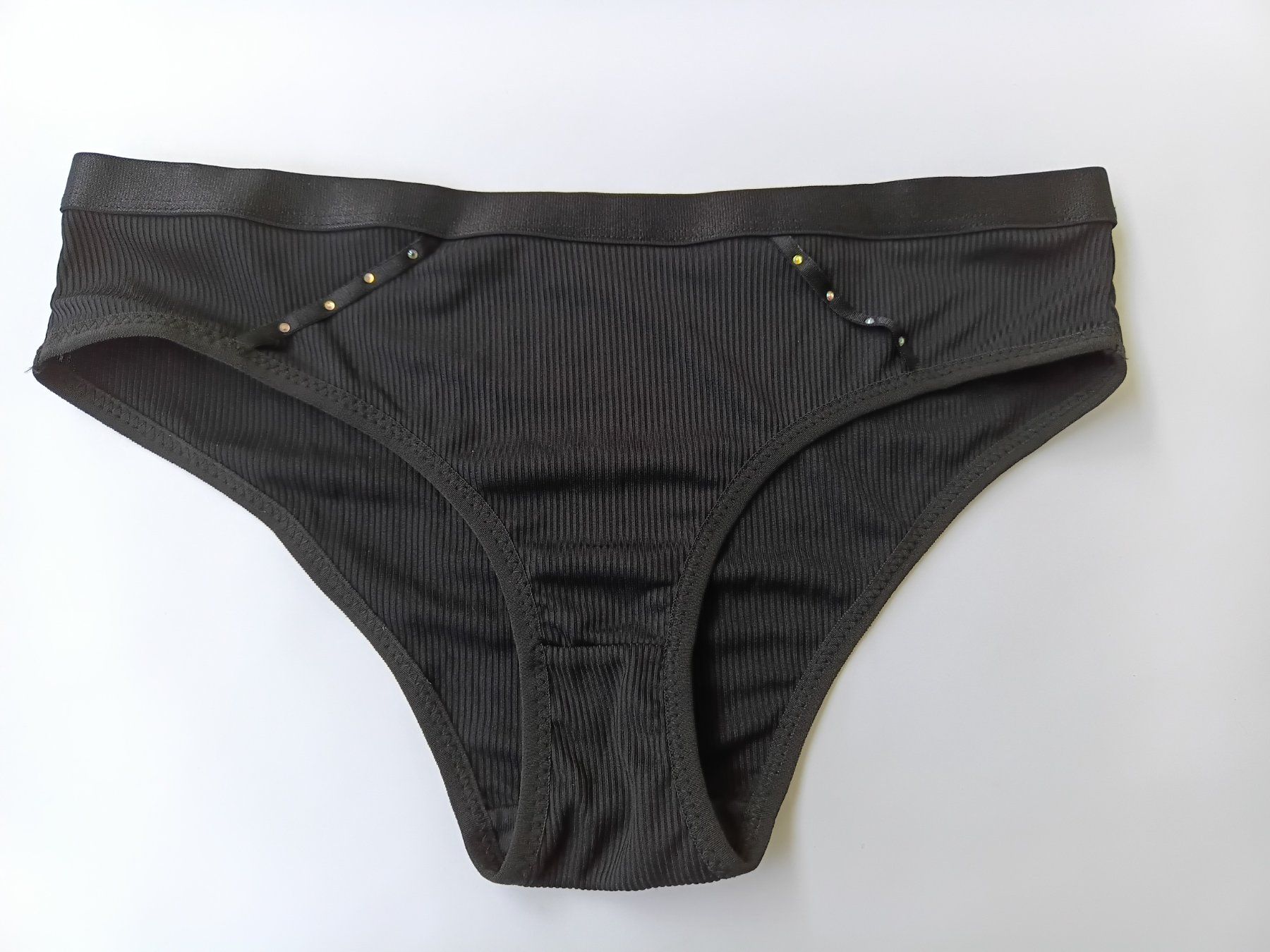 Sonstige Unterwäsche: Schwarzer Damen Slip mit Steinchen – Neu und originalverpackt aus Wängi von Ladys_First 1