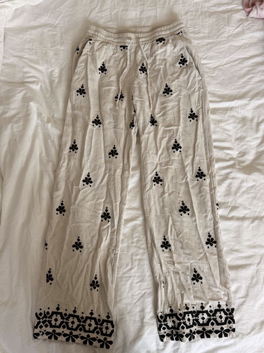 Zara Pantalons: ZARA pants  – D'occasion à Buonas par mej_6s67