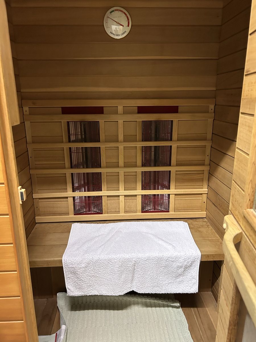 Sauna & Accessori: Infrarot Sauna – Usato da Winterthur venduto da Schuepbischof 2