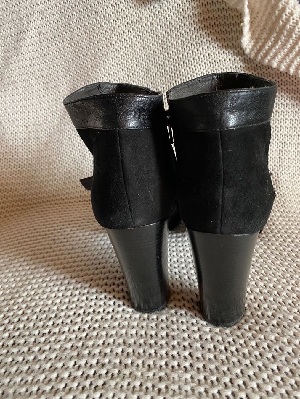 Chie Mihara Scarpe da donna: Bottines en cuir Chie Mihara 41 – Usato da Geneve venduto da Monthoux13 3