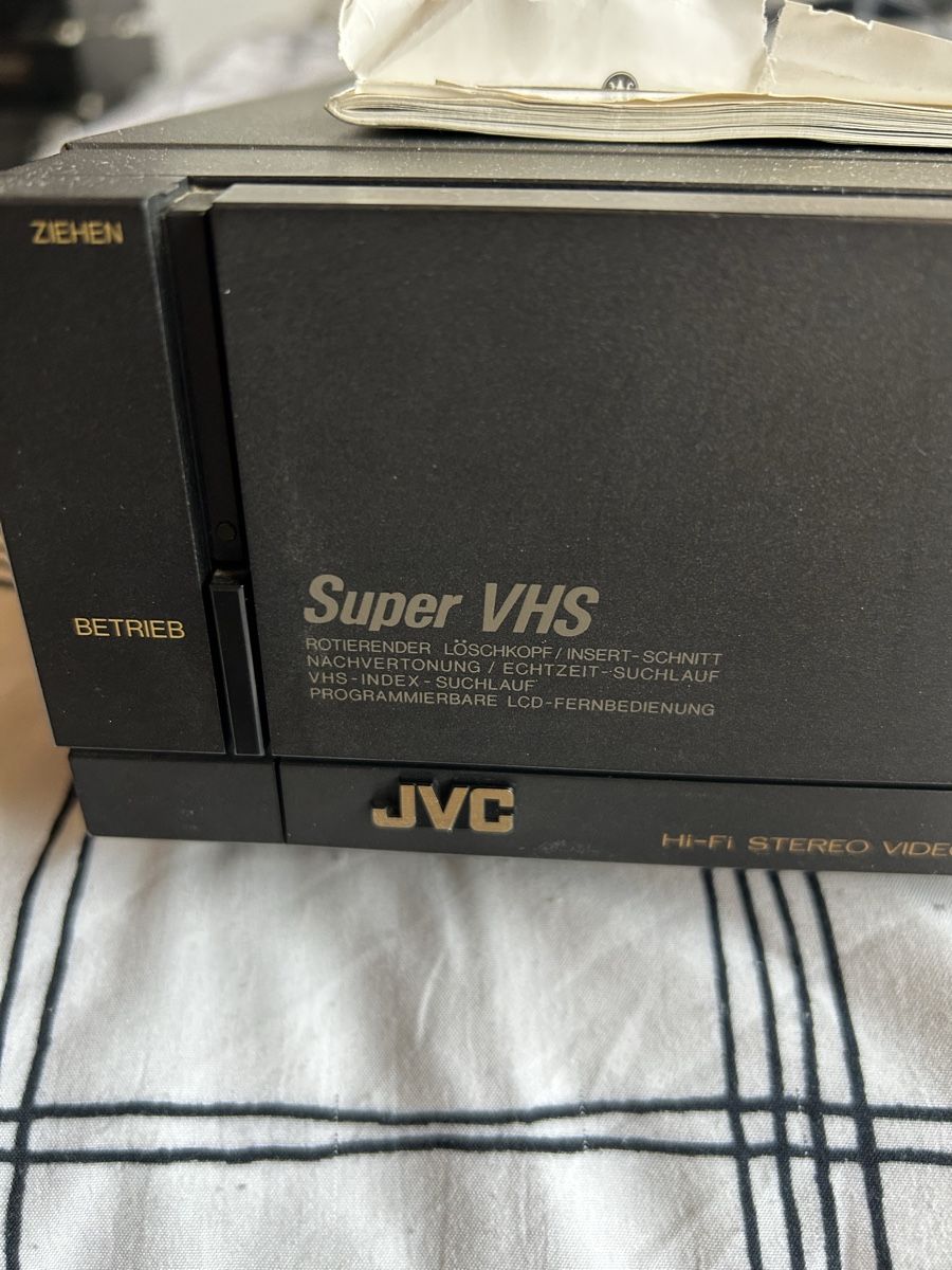 JVC Registratori: JVC HR-S5000 Super VHS – Difettoso da Oberstammheim venduto da Dbsound24 2