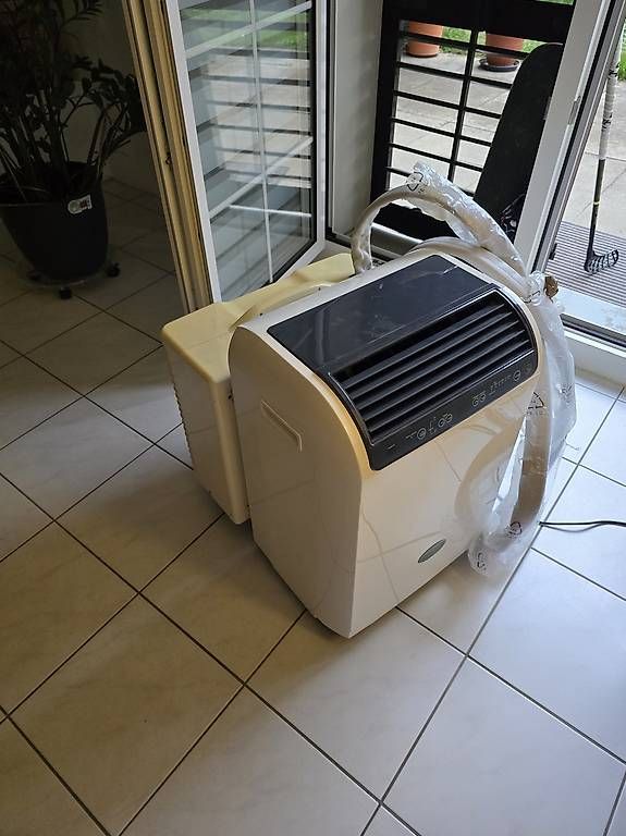 Climatiseurs:  Klimaanlage transportabel  Novomatic 990 split  – D'occasion à Niederglatt ZH par smaihold 1
