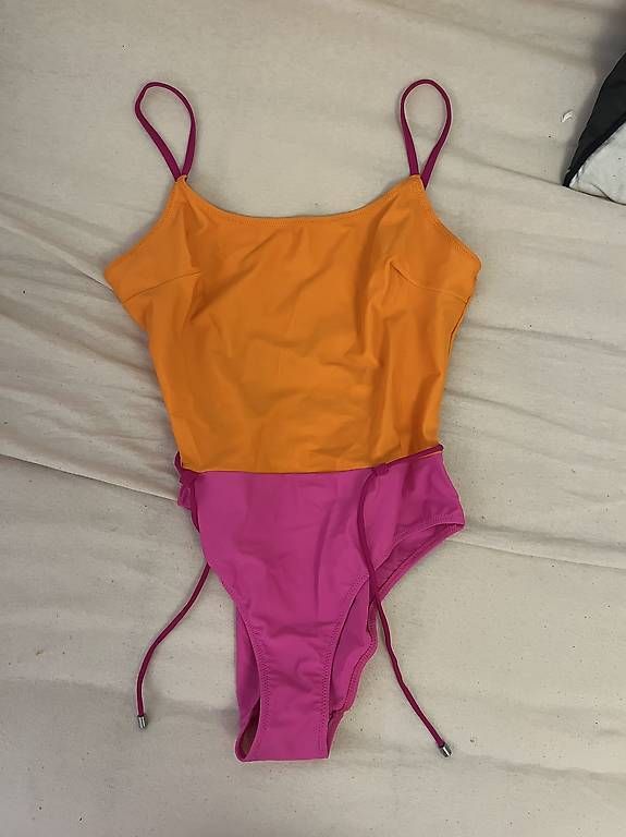 Badekleider & Bikinis: Badehose Huit Grösse L / 40 – Gebraucht aus Zürich von lea_8j6n