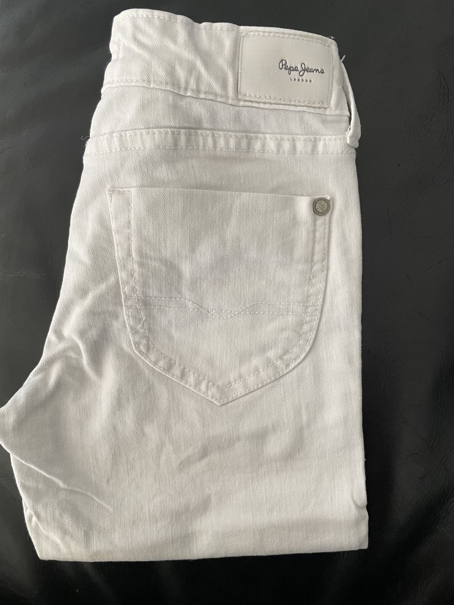 Pepe Jeans Pantaloni: Pepe Jeans Mädchen Shorts Gr. 140 – Nuovo (secondo la descrizione) da Thun venduto da Jimmuli