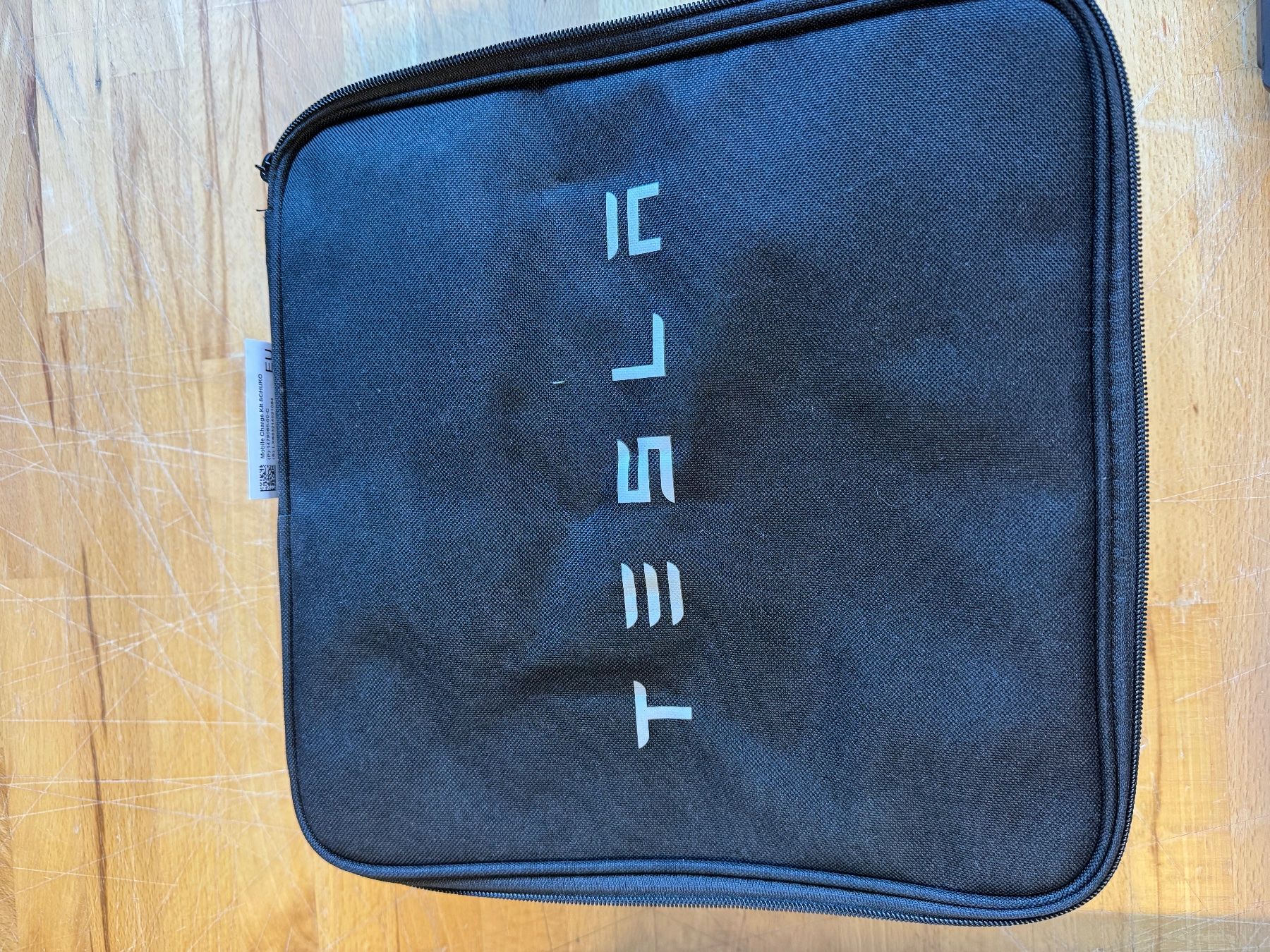 Tesla Batterie-Ladegeräte: Tesla Mobile Connector UMC 2 – Neu und originalverpackt aus Bleienbach von Apollo2000 1