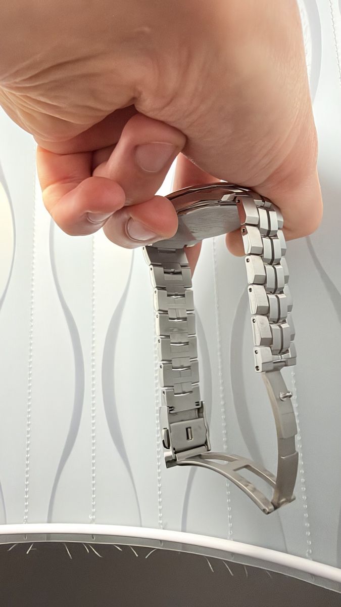Casio Uhren: Casio Oceanus Watch Tough Solar Bluetooth Titanium – Gebraucht aus Chancy von aelivao 8