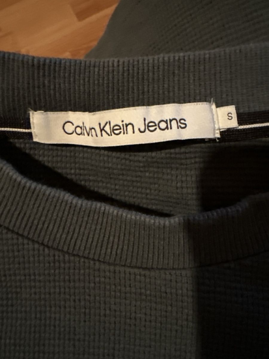Calvin Klein Maglioni & Felpe: Calvin Klein Jeans Langarmshirt Gr. S – Usato da St. Gallen venduto da mai_gd7k 2