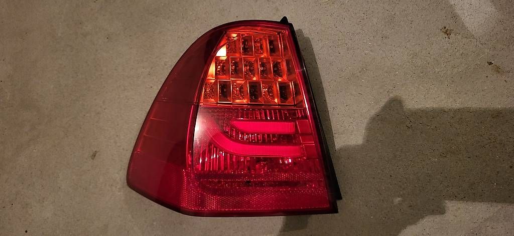 Tutti pezzi di ricambio auto: Heckleuchte Links BMW 3er E91 Touring Facelift – Usato da Othmarsingen venduto da user410