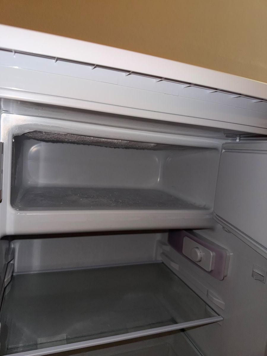 Kühlschrank: Réfrigérateur – Gebraucht aus Rances von Jeanbonaubeurre 3