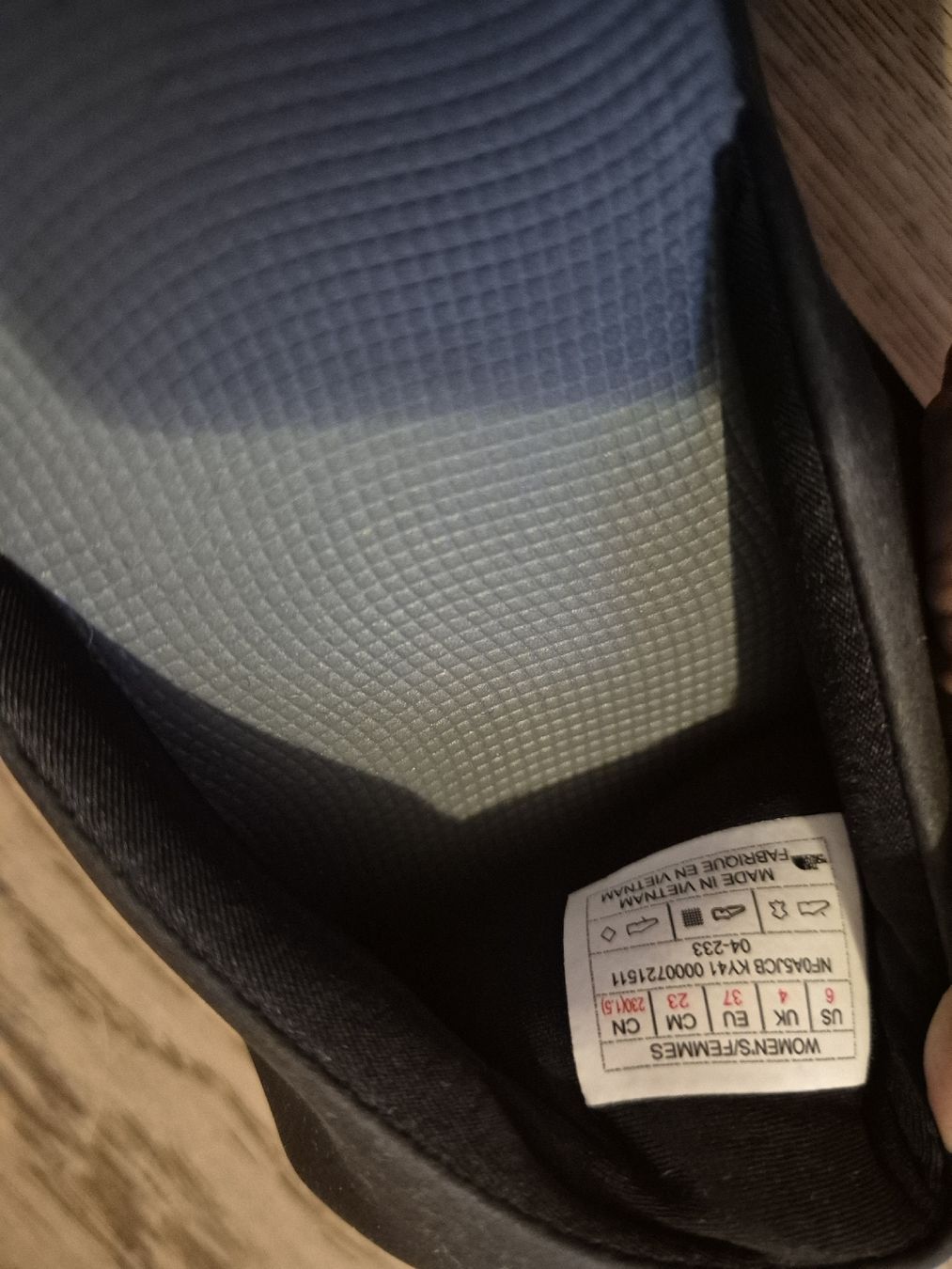 North Face Herrenschuhe: the north face sandalen Gr.37 – Gebraucht aus Ostermundigen von Louhdezd 2