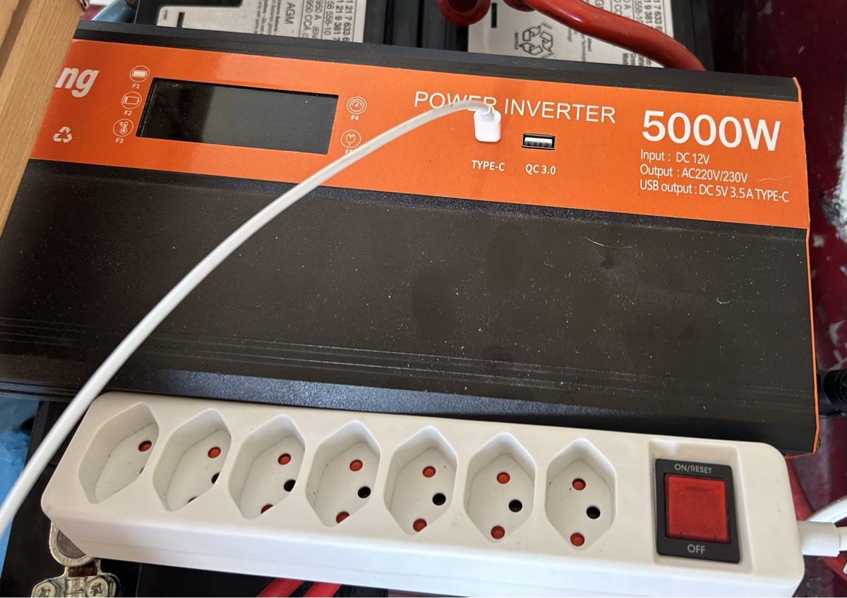 VW Camping Fahrzeuge: VW T4 Camper für Abenteuer – Gebraucht aus Oberbipp von JLO26 6