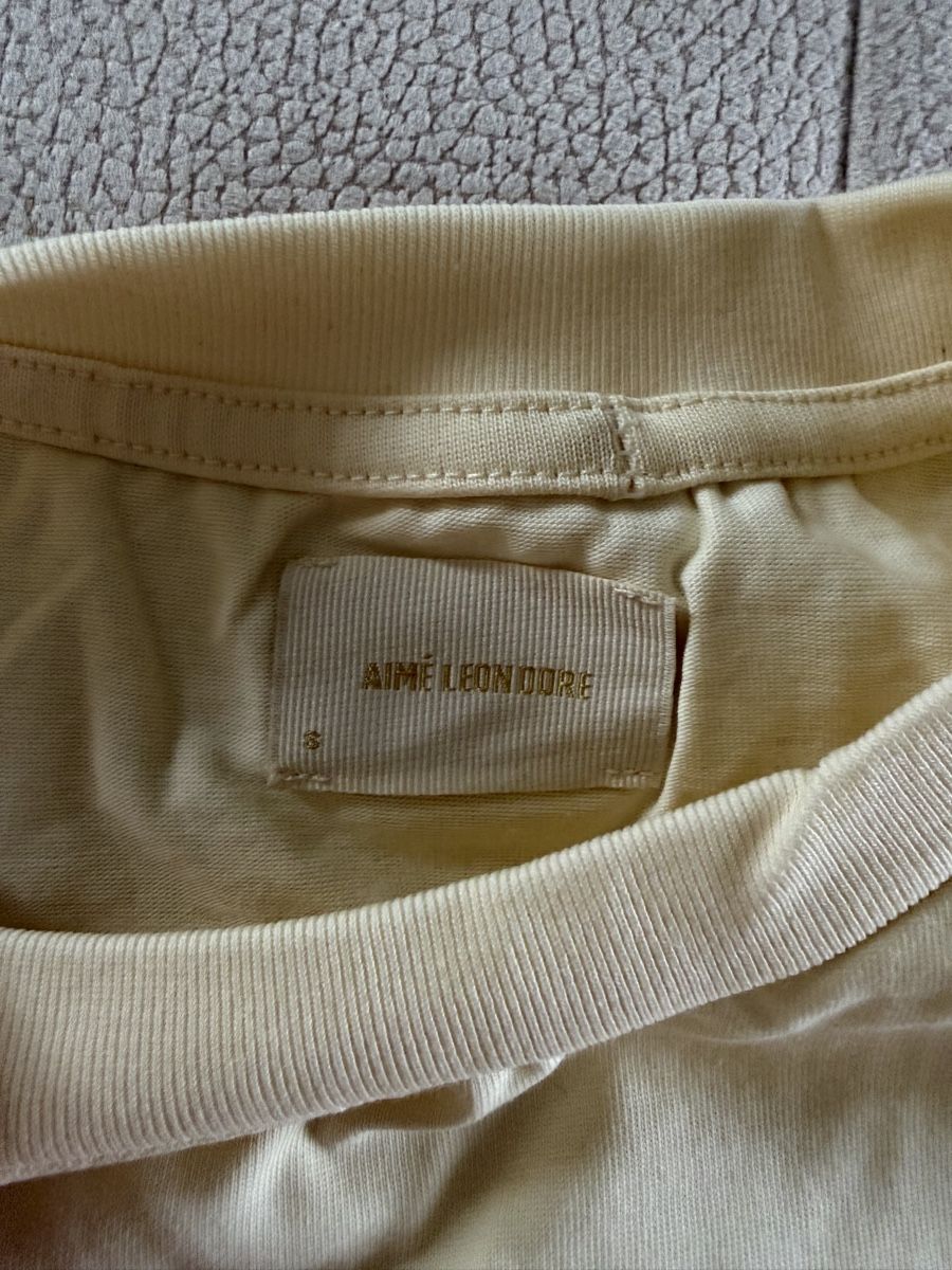 T-shirt: Aimé Leon Dore Beige Tshirt – Nuovo (secondo la descrizione) da Lachen SZ venduto da mima41 1
