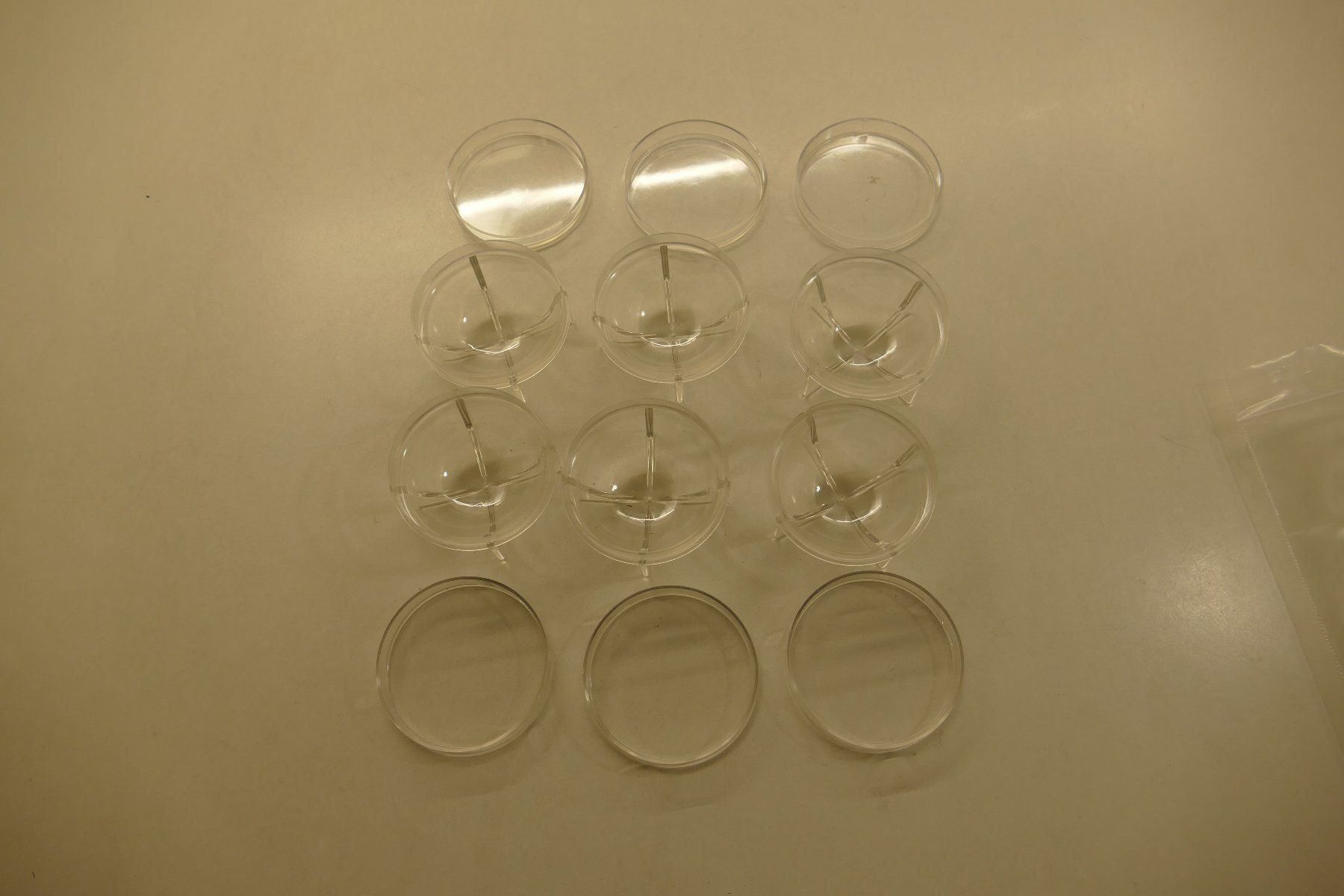 Modellini di ferrovie: 6xtransparent Box d=60mm mit Deckel – Nuovo (secondo la descrizione) da Niederhasli venduto da rail-duerst