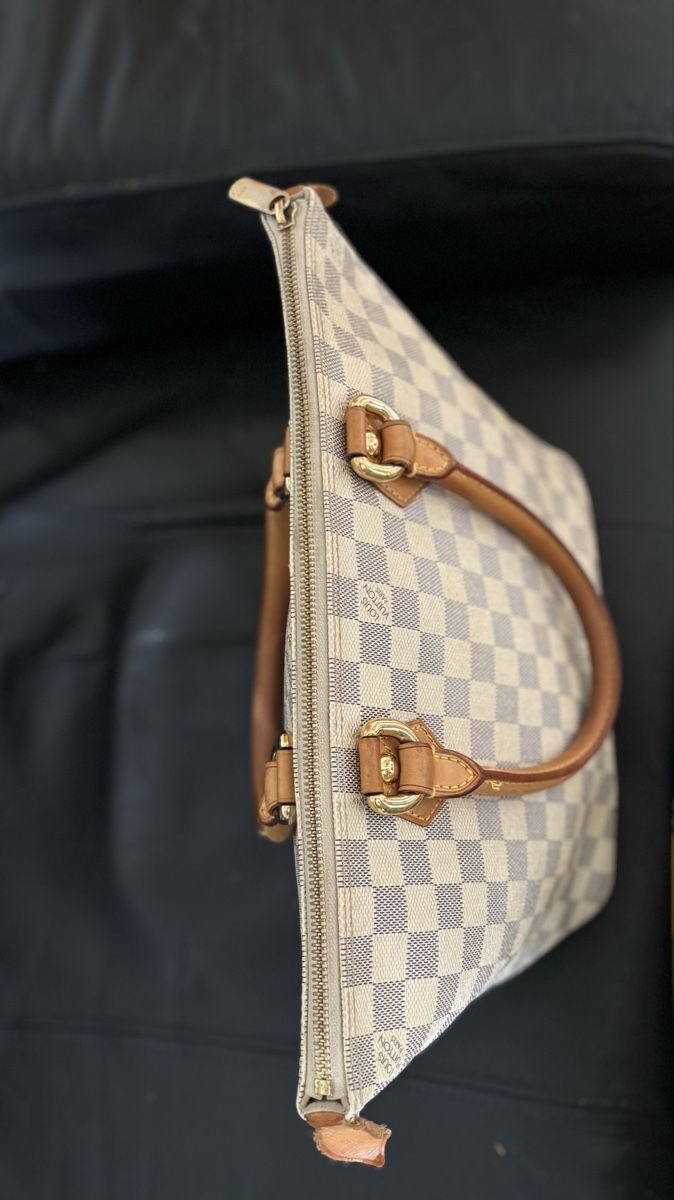 Louis Vuitton Borse da donna: Louis Vuitton Saleya PM – Usato da Sursee venduto da rut_k5z5 4