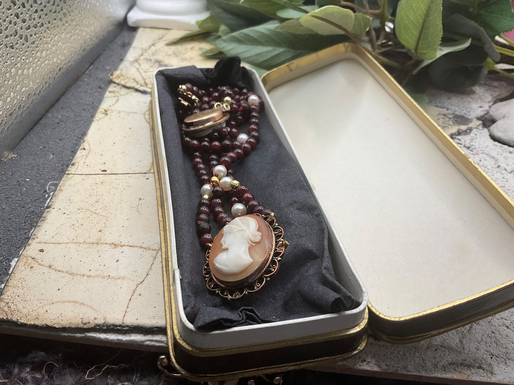Catenine: Antike Kropfkette Muschelgemme, Granat – Usato da Luzern venduto da S.Kern01 6