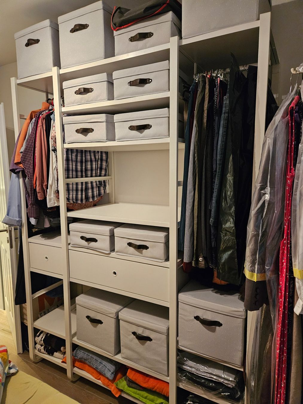 Ikea Armoires: Offener Kleiderschrank – D'occasion à Oftringen par nat_8d2h