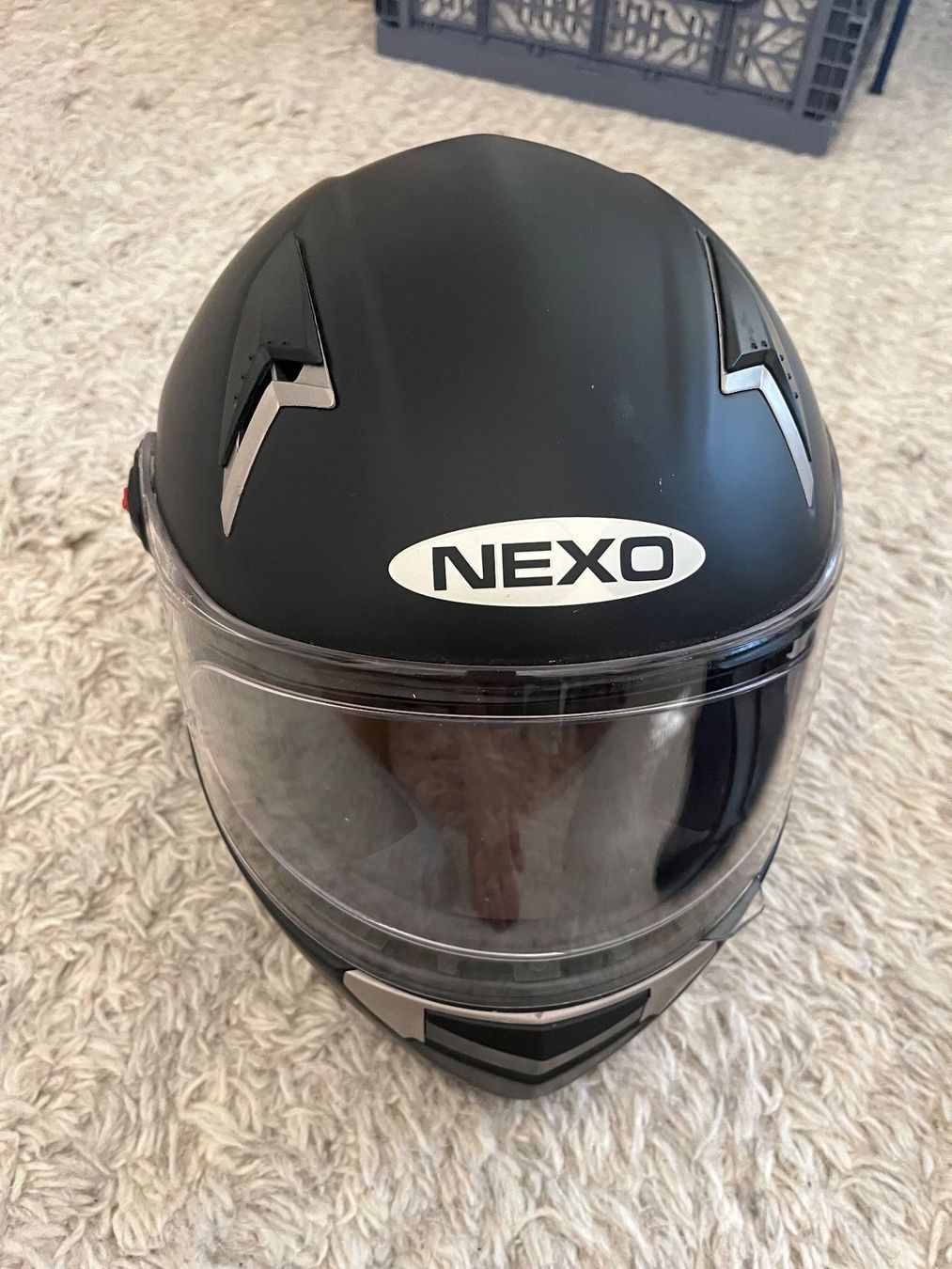 Casques & visières: NEXO Integralhelm schwarz Gr. M – D'occasion à Utzenstorf par Ismaele