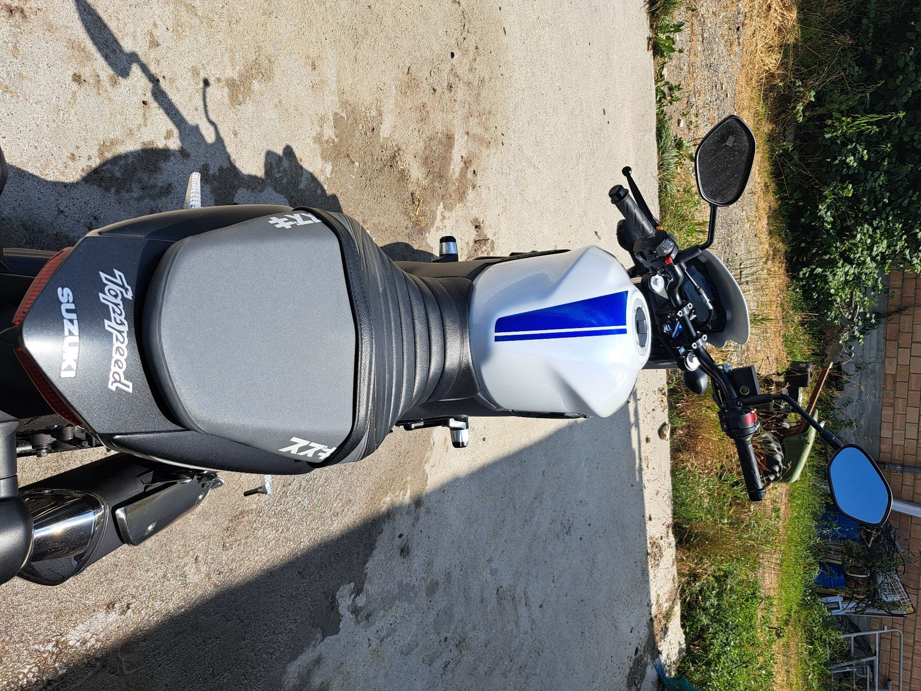 Suzuki Strada: Suzuki SV 650, guter Zustand – Usato da Hünenberg venduto da sve_b5x8 2