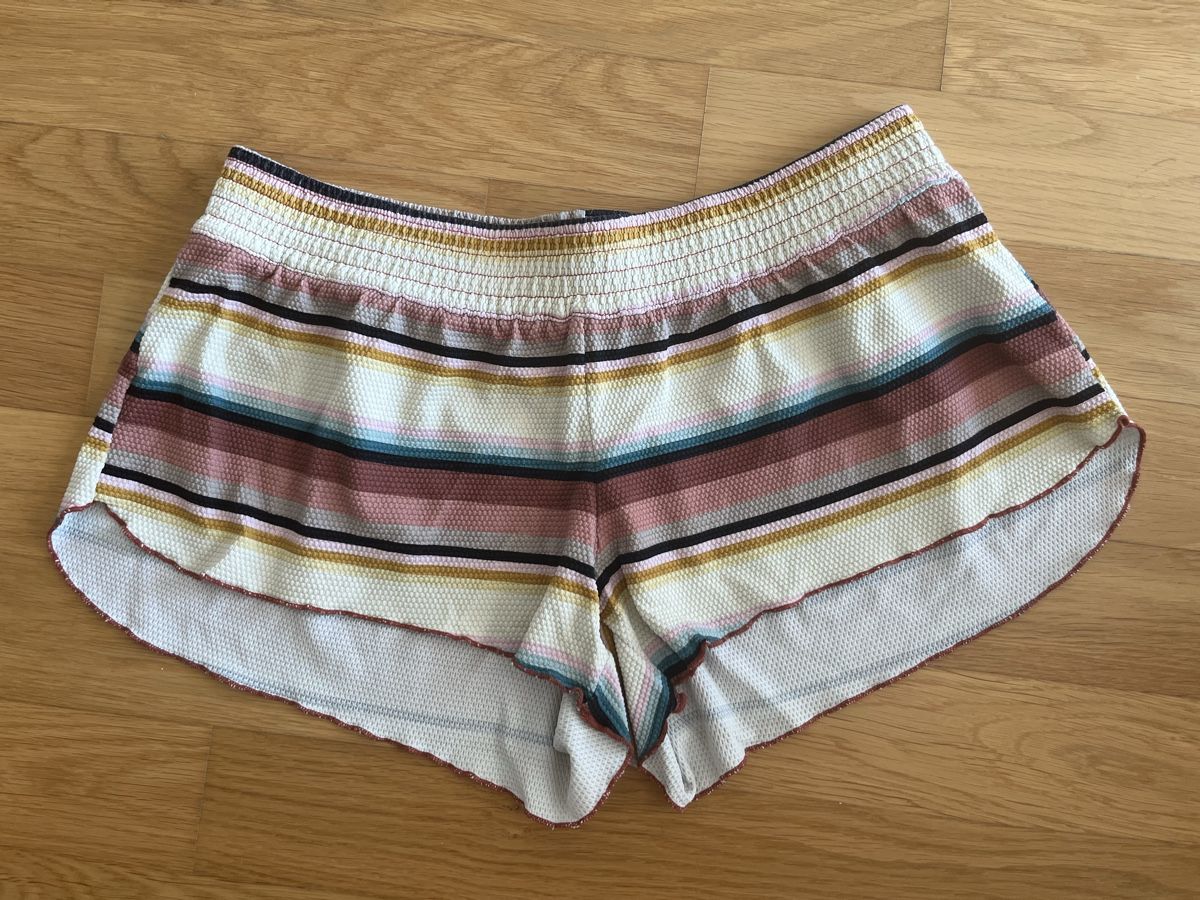 Billabong Pantalons: Billabong Badeshorts Grösse S – D'occasion à Frauenfeld par heyLani