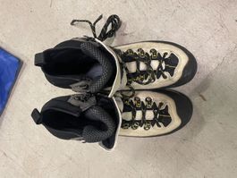 Hochtouren-Wanderschuhe Gr. 38.5, sind klein geschnitten!