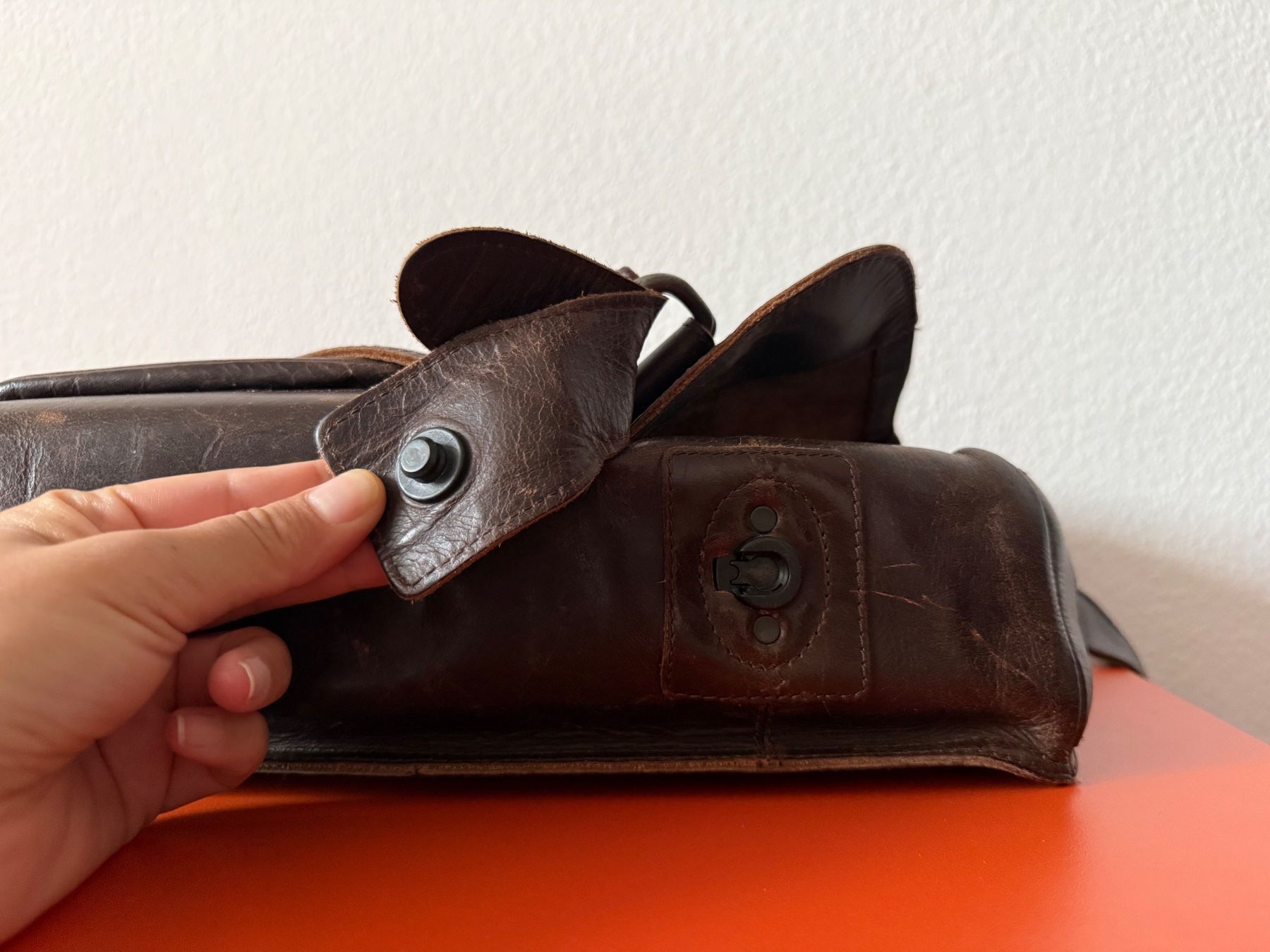Aunts & Uncles Borse: aunts and uncles medium judd messenger bag – Usato da Lausanne venduto da Ruche_ 4