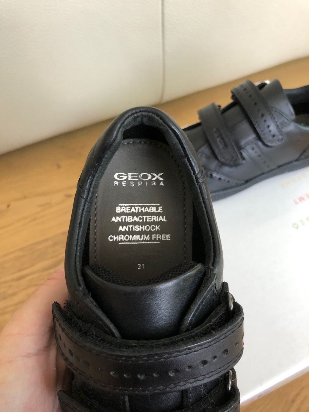 Geox Scarpe per ragazze: GEOX Lederschuhe 30 neu – Nuovo (secondo la descrizione) da Obfelden venduto da dafae 2
