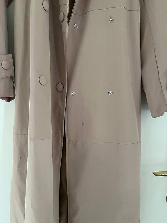 Cappotti: BEIGER TRENCHCOAT – Usato da Maur venduto da tab_z9rh 2