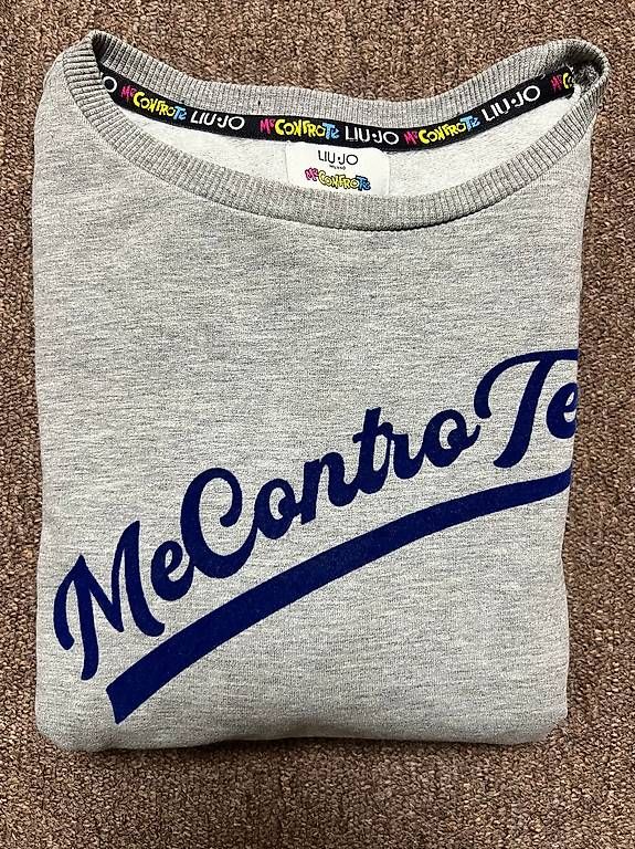 Liu Jo Maglioni & Felpe: LIU JO ME CONTRO sweatshirt – Usato da Grand-Lancy venduto da papa_alex2010 2