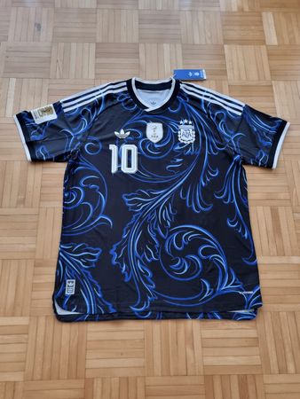 Lionel Messi / Argentinien WM 26 Auswärtstrikot (Authentic)