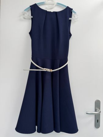 Closet Elegantes, Dunkelblaues Kleid