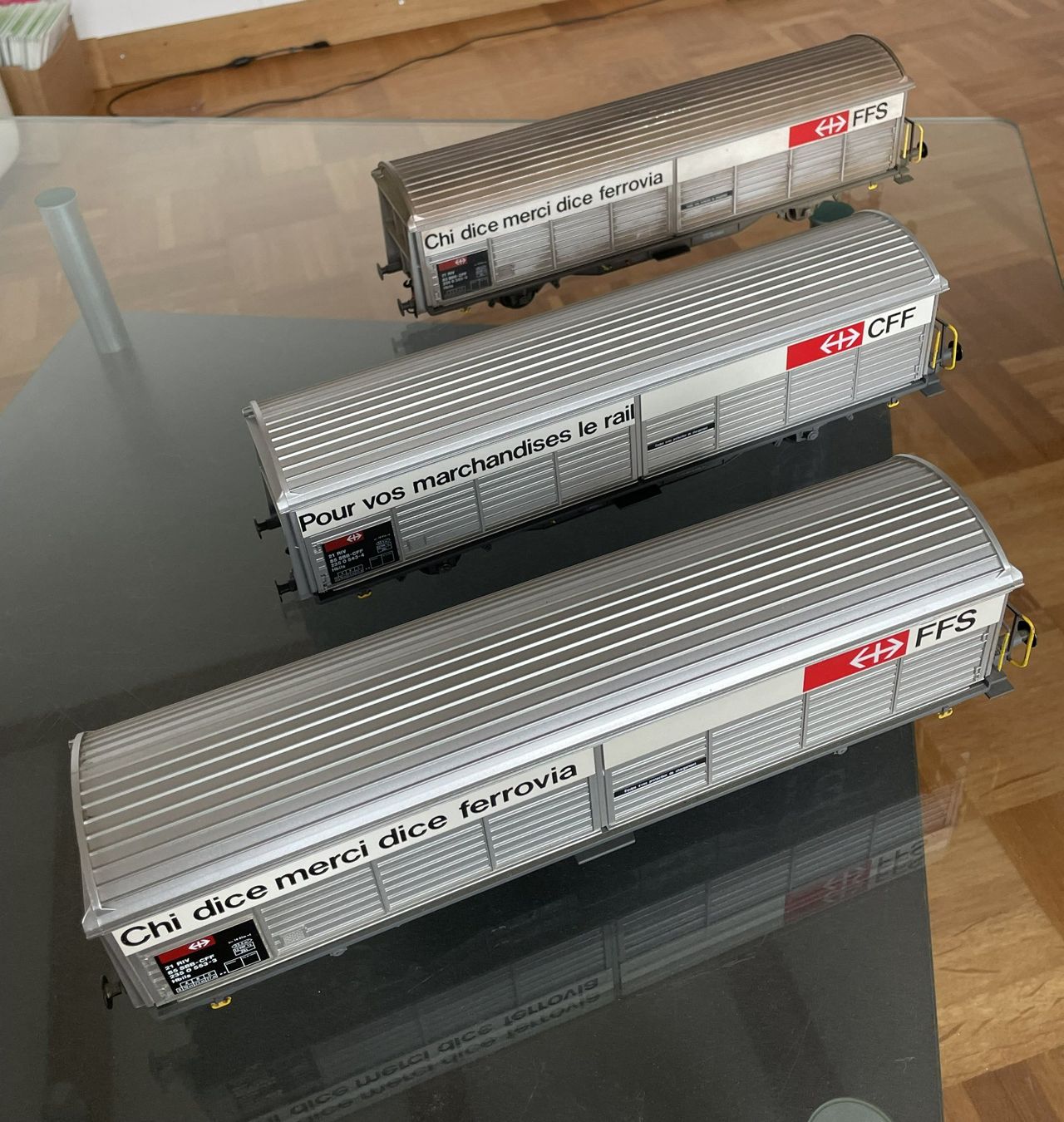 SBB/CFF/FFS Modellini di ferrovie: 3 SBB Hbils von ALLMO Superior Models – Usato da Emmenmatt venduto da BLS-Re425