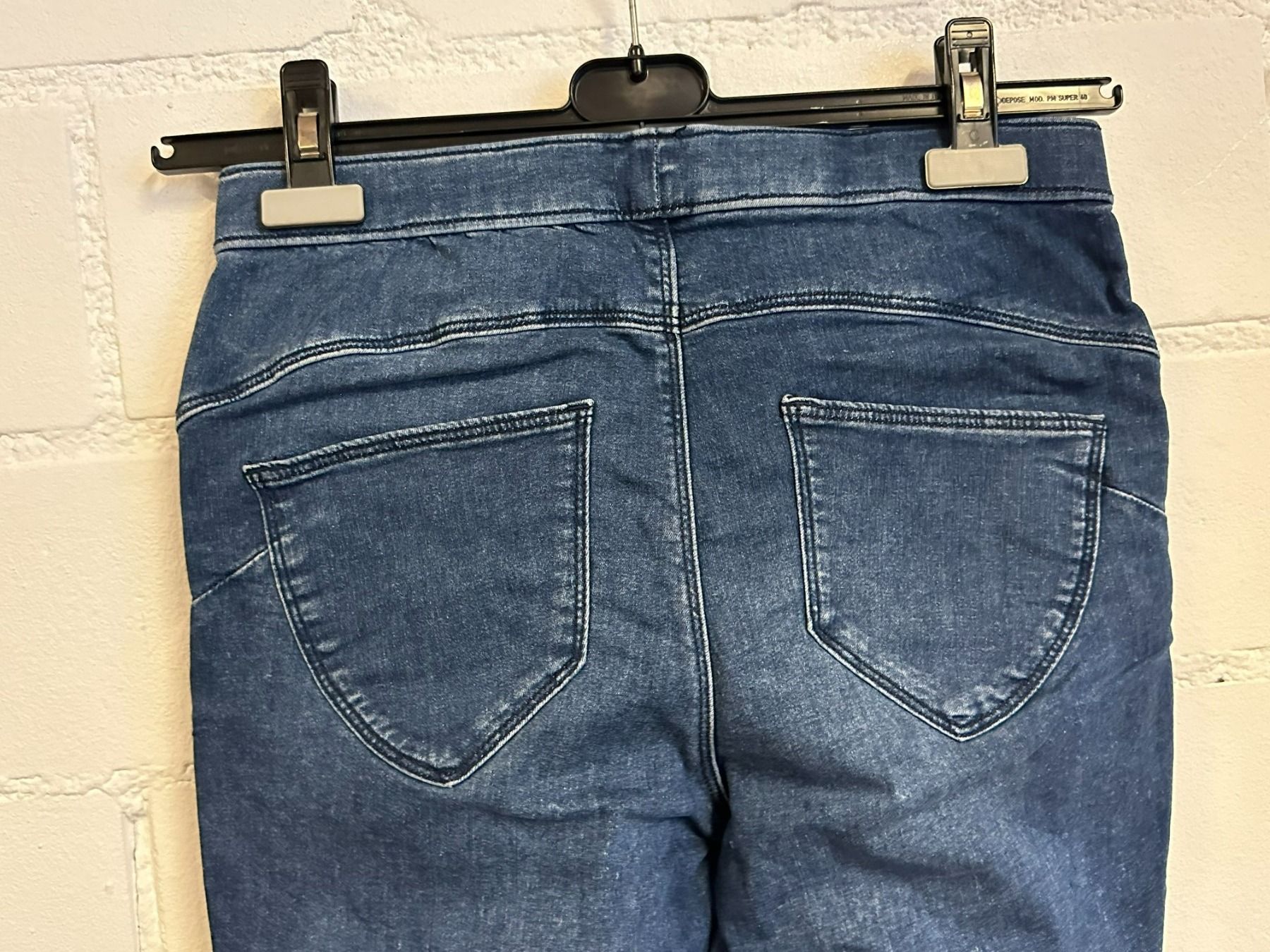 C&A Jeans: Jeggings von C&A (36) – Usato da Urdorf venduto da Erika666 4